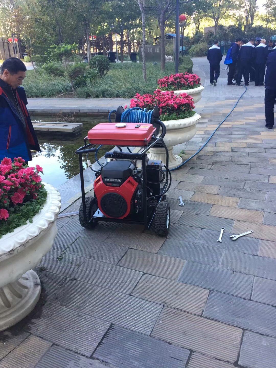 管道疏通機(jī) 管道疏通機(jī)